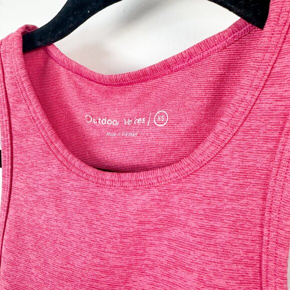 Outdoor Voices | Athena Crop Top (small) & Warmup 3/4 Legging (med) Set in Pink - Picture 5 of 9